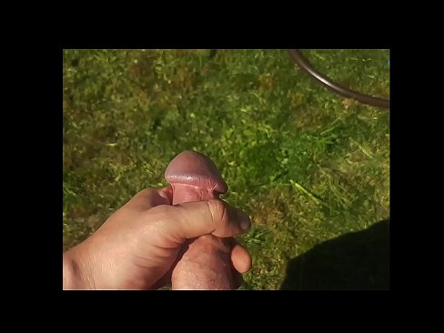 ❤️ Hot hottie gets her pink pussy fucked and cums with a squirt in a summer garden Sex video ma porn haw.klassikaprint.ru
